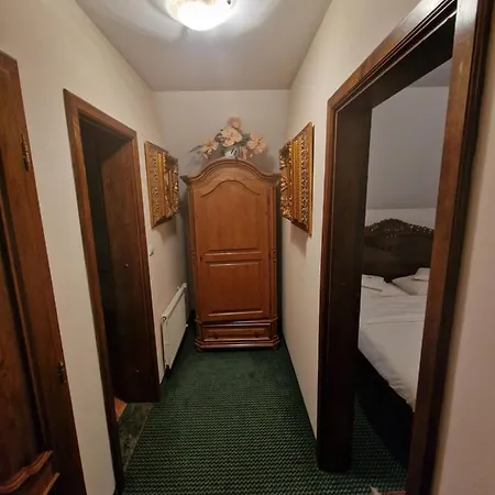 Otel Razgorsek 3*
