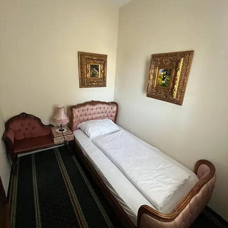 Hotel Razgorsek 3*