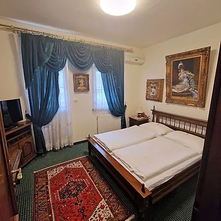 Hotel Razgorsek 3*