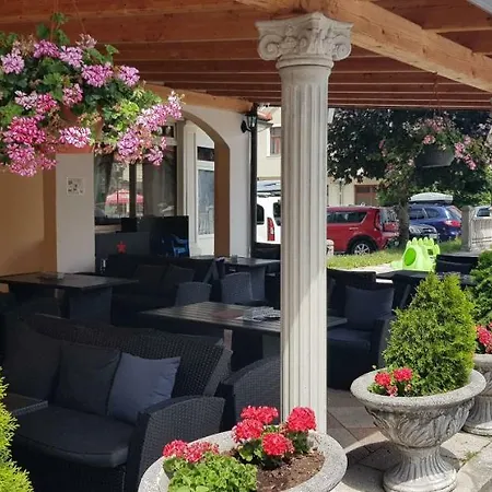 Hotel Razgorsek 3*