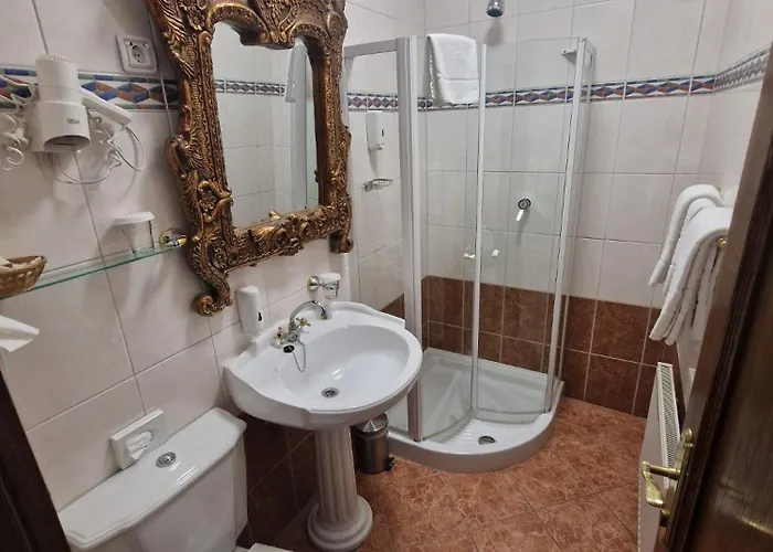 Razgorsek מלון 3*